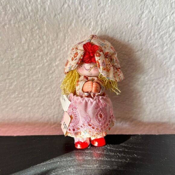 Vintage mini doll 3.5” doll - Picture 1 of 3
